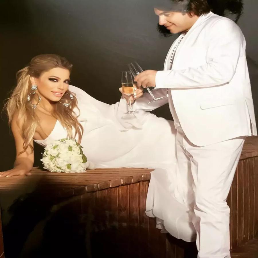 Σπάνιες φωτογραφίες από τον γάμο της Κελεκίδου και Κουρκούλη, με κουμπαρά την Ελένη Μενεγάκη