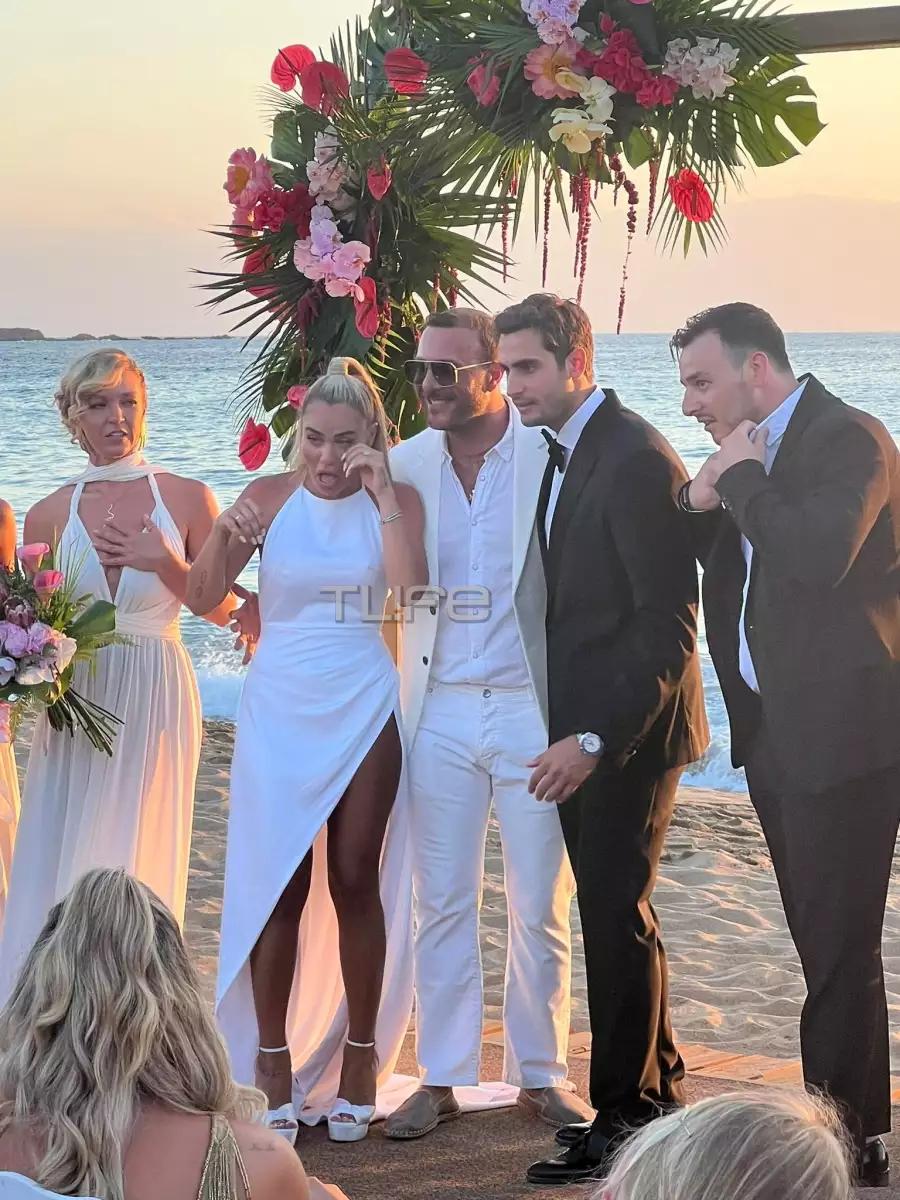 Παντρεύτηκαν χθες: Ο ονειρικός γάμος της Κόνι Μεταξά και του Μάριου Καπότση – Το παραμυθένιο νυφικό, οι 6 κουμπάροι και… πουθενά παιδιά