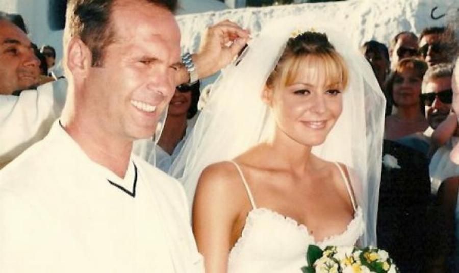 Τζένη Μπαλατσινού: Ο χωρισμός με τον Πέτρο Κωστόπουλο, ο 2ος γάμος, η αντίδραση των παιδιών της και το τέταρτο παιδί