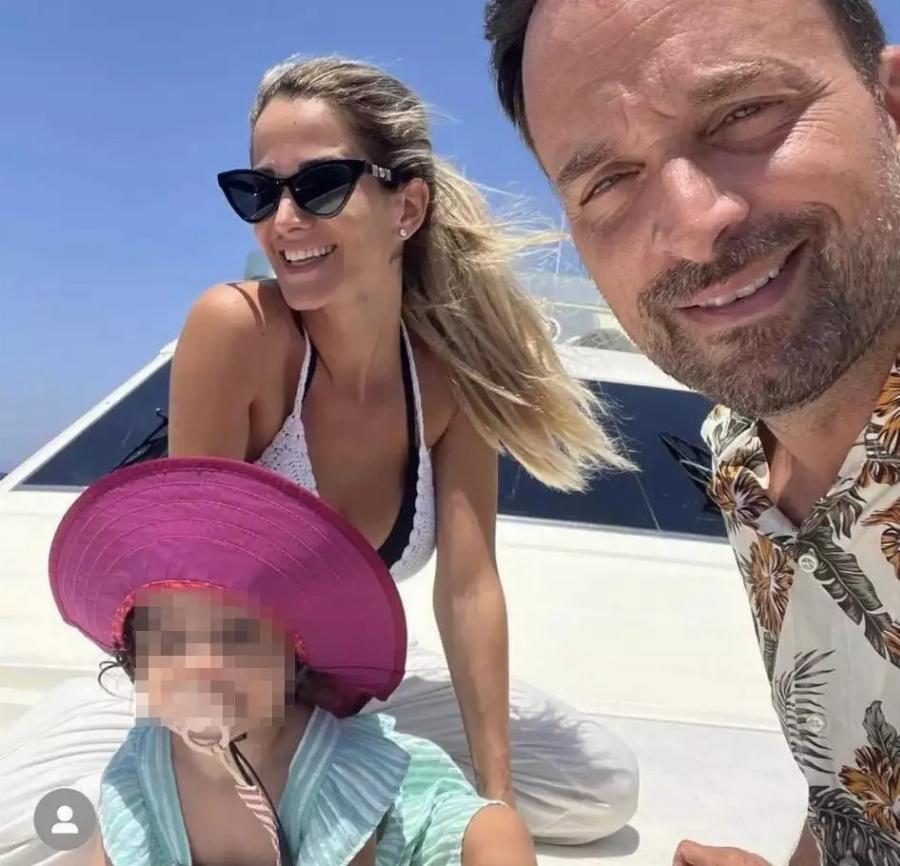 Καλοκαιρινή απόδραση με 4 παιδιά: Σε διακοπές ο Γιώργος Λιανός με τα παιδιά και την σύντροφό του