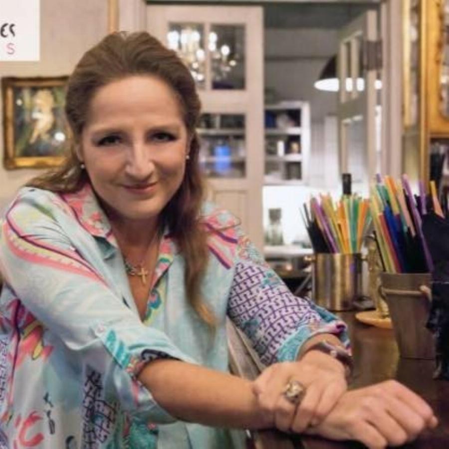 Θυμάστε την Μαίρη από το «10 Λεπτά Κήρυγμα»; – Δεν πάει ο νους σας ποιο μεγάλο ηθοποιό είχε για πατριό