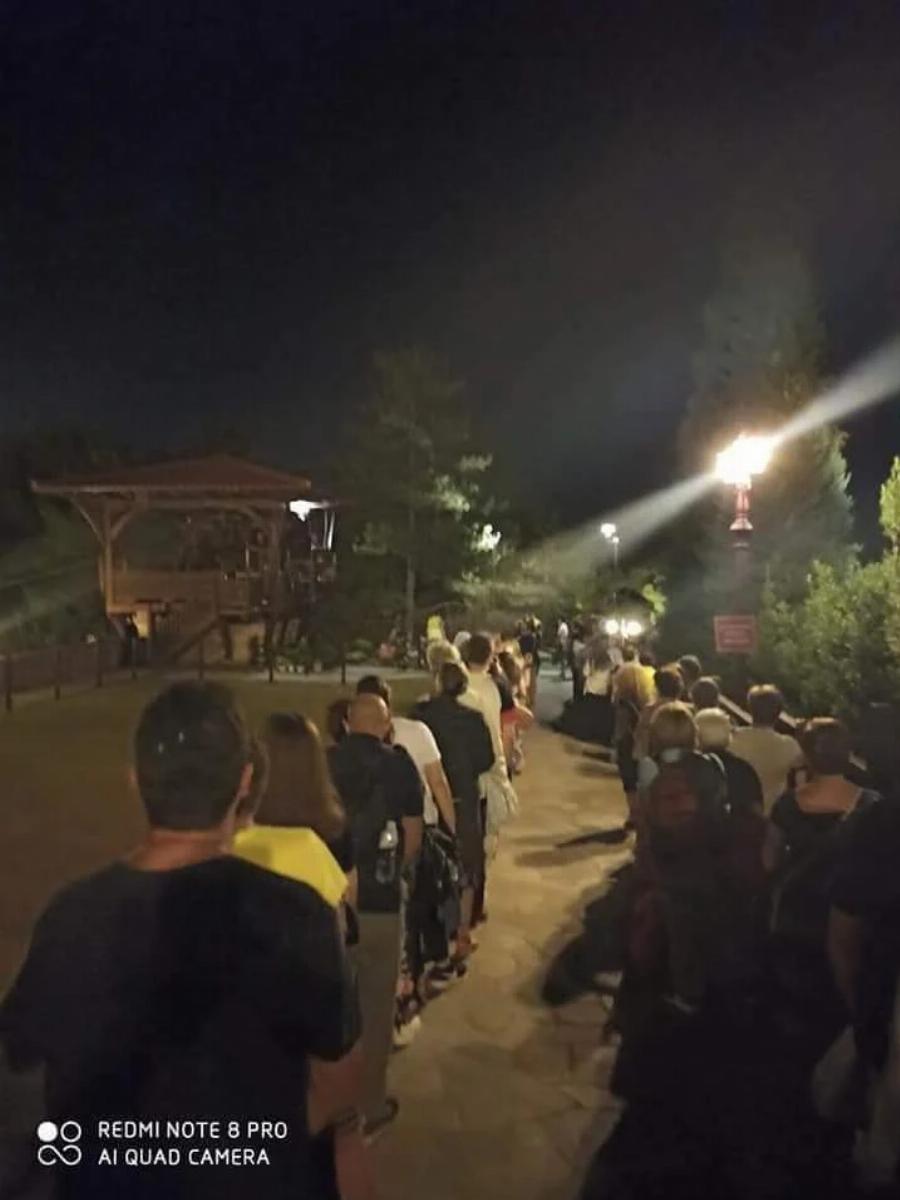 Τάφος Αγίου Παϊσίου: Ακόμη και στις 4 τα ξημερώματα χιλιάδες πιστοί προσέρχονται στην Σουρωτή για προσκύνημα