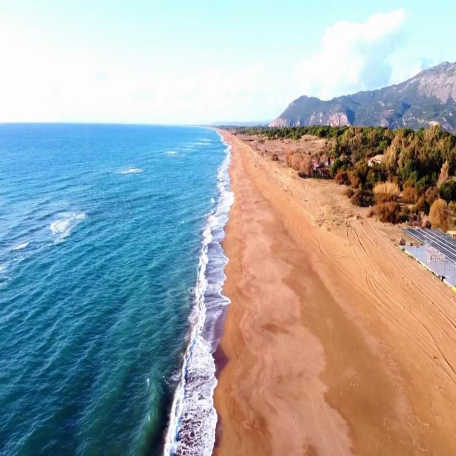 Ναυαγοσώστης στην Ζαχάρω έσωσε 6χρονο κορίτσι από βέβαια πνιγμό – «Ο κόσμος σε πανικό ζητούσε βοήθεια»