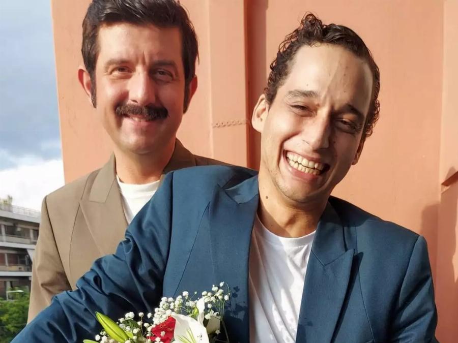 Η προσωπική εξομολόγηση από τον Μιχάλη Οικονόμου: Mιλά για τον σύντροφό του και την απόφασή τους να μεγαλώσουν μαζί ένα παιδί