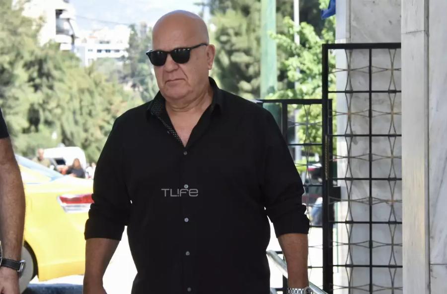 Βαρύ το κλίμα στο ετήσιο μνημόσυνο του Τόλη Βοσκόπουλου στο Α’ Νεκροταφείο Αθηνών