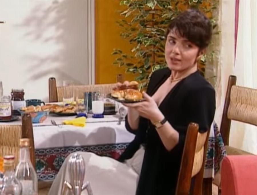 Η σκληρή μάχη της ηθοποιού Ελισάβετ Ναζλίδου με τον καρκίνο, το μοναχικό τέλος στα 64 της και το τελευταίο αντίο