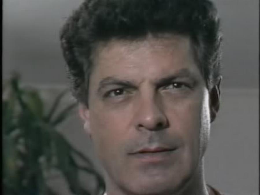 Νίκος Δαδινόπουλος: Η αναγνώριση στο «Καλημέρα ζωή», ο γάμος με τη Μαίρη Ευαγγέλου, το διαζύγιο και η αρρώστια που κράτησε κρυφή