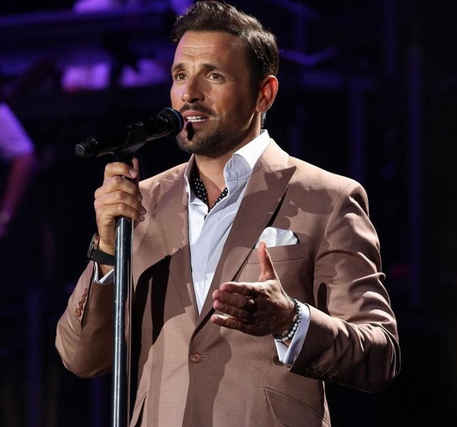 Μετά τα γήπεδα «σκόραρε» και στη καρδιά του Νίκου Βέρτη – Αυτή είναι η εντυπωσιακή σύντροφός του