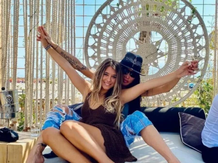 Πάολα: Ο λόγος που είπε ψέματα πως είναι τσιγγάνα, ο γάμος στα 20, η κόρη της και ο άγνωστος «γιος»