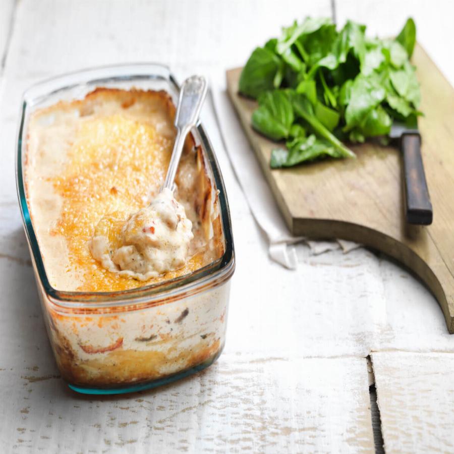 Από άλλο πλανήτη: Μια σπέσιαλ πατατόπιτα σκέτη μούρλια – Η συνταγή χωρίς φύλλο με μανιτάρια και πιπεριές