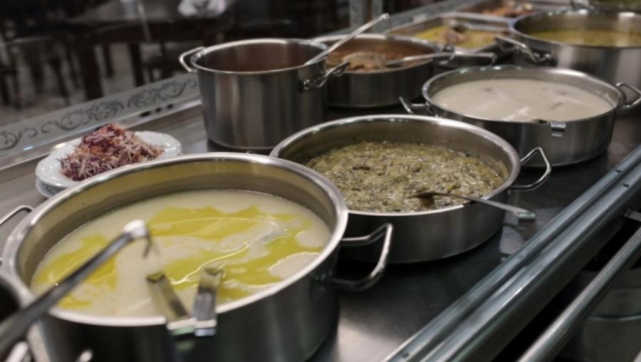 Αυτή είναι η λίστα με τα 50 χειρότερα φαγητά σε ολόκληρο τον κόσμο – Μέσα στην λίστα και δυο ελληνικά πιάτα