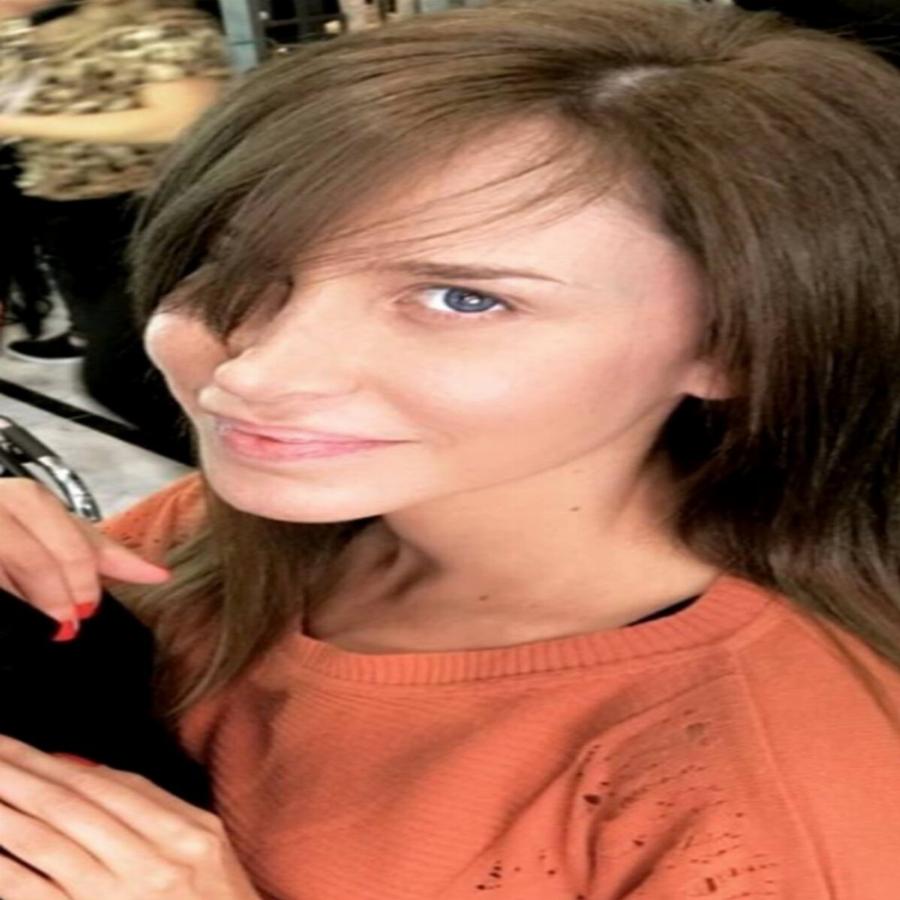 Ούτε ο Σουλτάν δεν θα την αναγνώριζε: Θυμάστε την Πετρούλα Κωστίδου; Δείτε πως είναι και με τι ασχολείται σήμερα