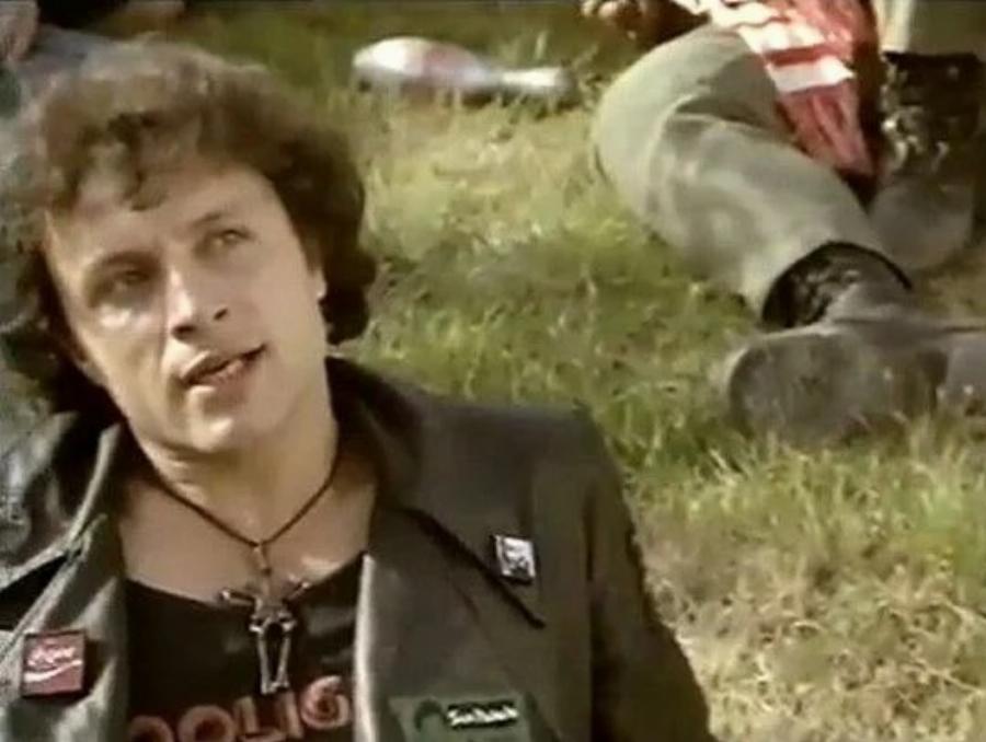 Γιώργος Πετρόχειλος: Τα 37 χρόνια γάμου, η αγάπη με τη γυναίκα του, τα οικονομικά προβλήματα και η στήριξη στη Χρυσή Αυγή που δίχασε