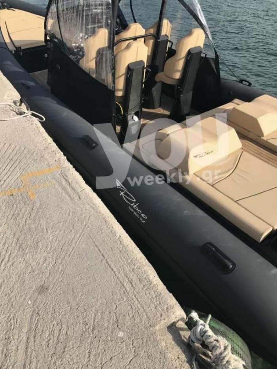 Ελένη Μενεγάκη – Ματέο Παντζόπουλος: Το πολυτελές σκάφος των 100 χιλιάδων ευρώ για τις διακοπές τους