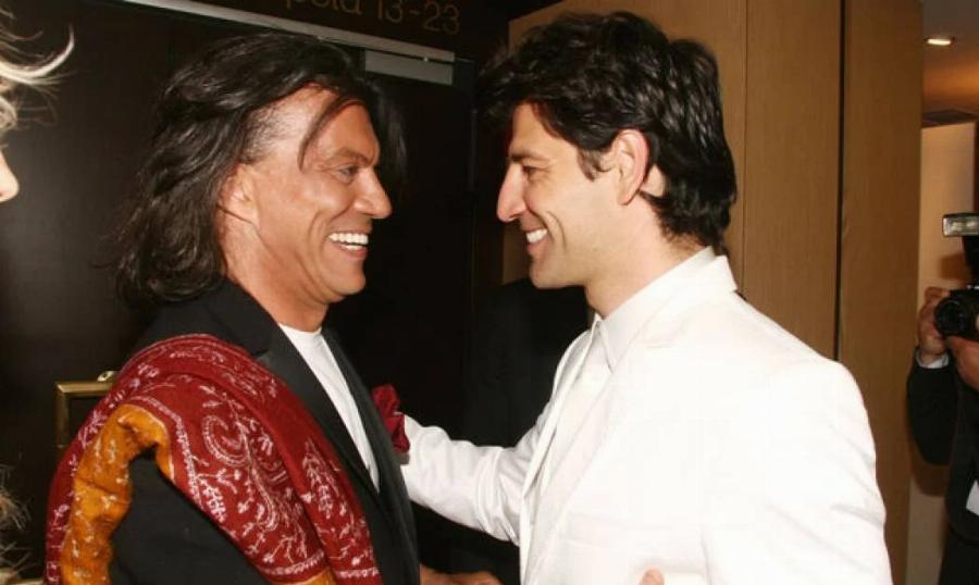 Ηλίας Ψινάκης: «Δεν είχα καλή σχέση με τον πατέρα μου, ήταν αυταρχικός, δεν τον χώνευα»