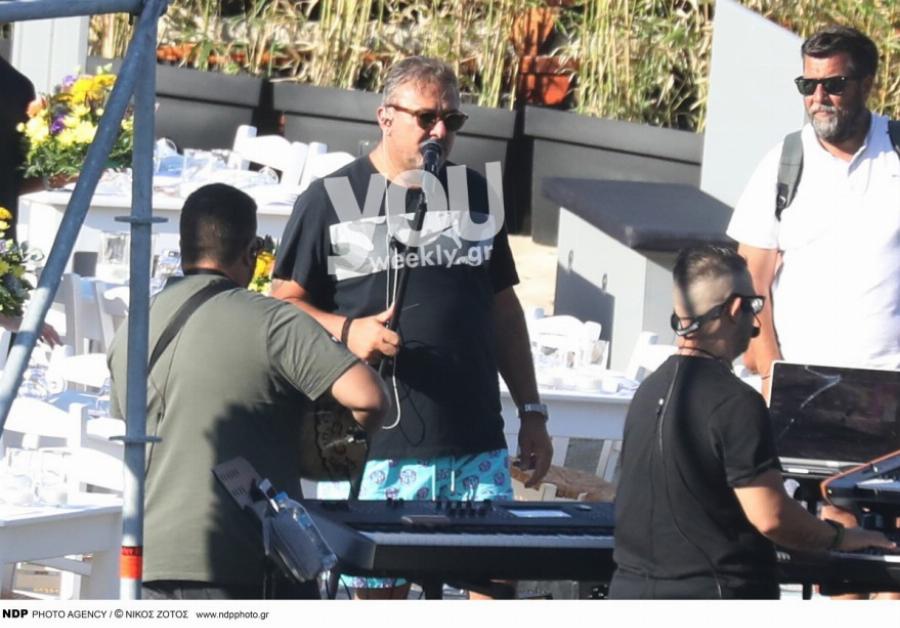 Τρελό γλέντι στην Μύκονο για διάσημους: Ξεσάλωσαν στην συναυλία του Ρέμου, Σπανούλης και Χοψονίδου