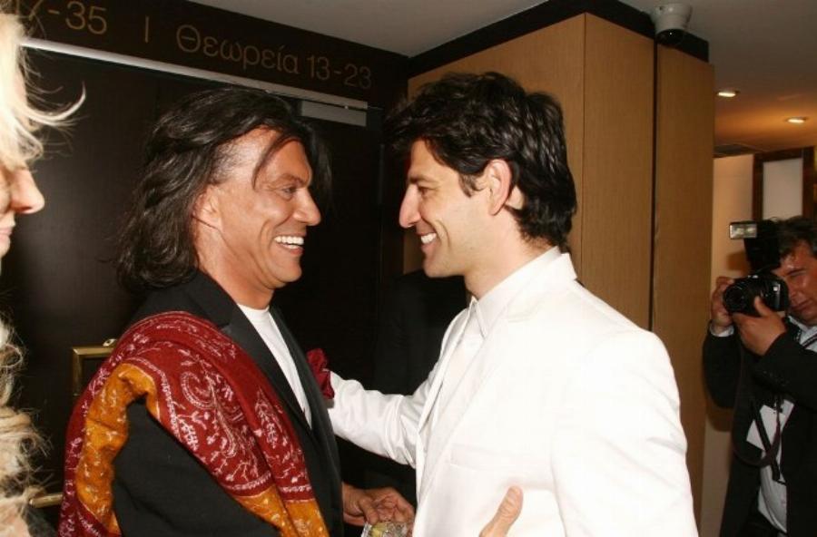 Σάκης Ρουβάς: Η δουλειά ως οικοδόμος, ο χωρισμός των γονιών του, ο έρωτας με τη Ζυγούλη και ο θάνατος που τον τσάκισε