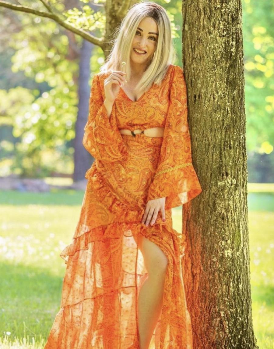 Χαμογελάει και ζει ξανά: Η Ιωάννα Παλιοσπύρου απολαμβάνει το καλοκαίρι με χαμόγελο και αισιοδοξία και στέλνει ένα υπέροχο μήνυμα