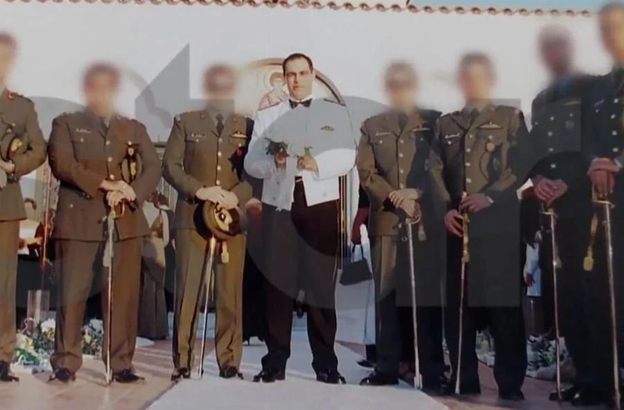 «Θέλω το παιδί μου ζωντανό, θέλω τον Θοδωρή μου»: Σπαράζει η μητέρα του νεκρού πιλότου από τη συντριβή του ελικοπτέρου στη Σάμο