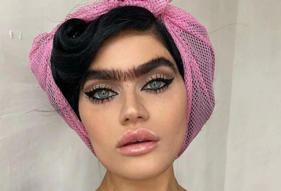 Λάκης Γαβαλάς κατά Σοφίας Χατζηπαντελή: «Τι πουλάει; Τα φρύδια; Λυπάμαι πολύ»