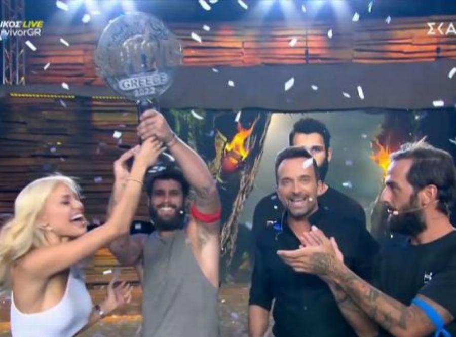 Μεγάλος τελικός Survivor: Ο Στάθης Σχίζας ο νικητής του φετινού ριάλιτι και η αποκάλυψη που έκανε για το έπαθλο