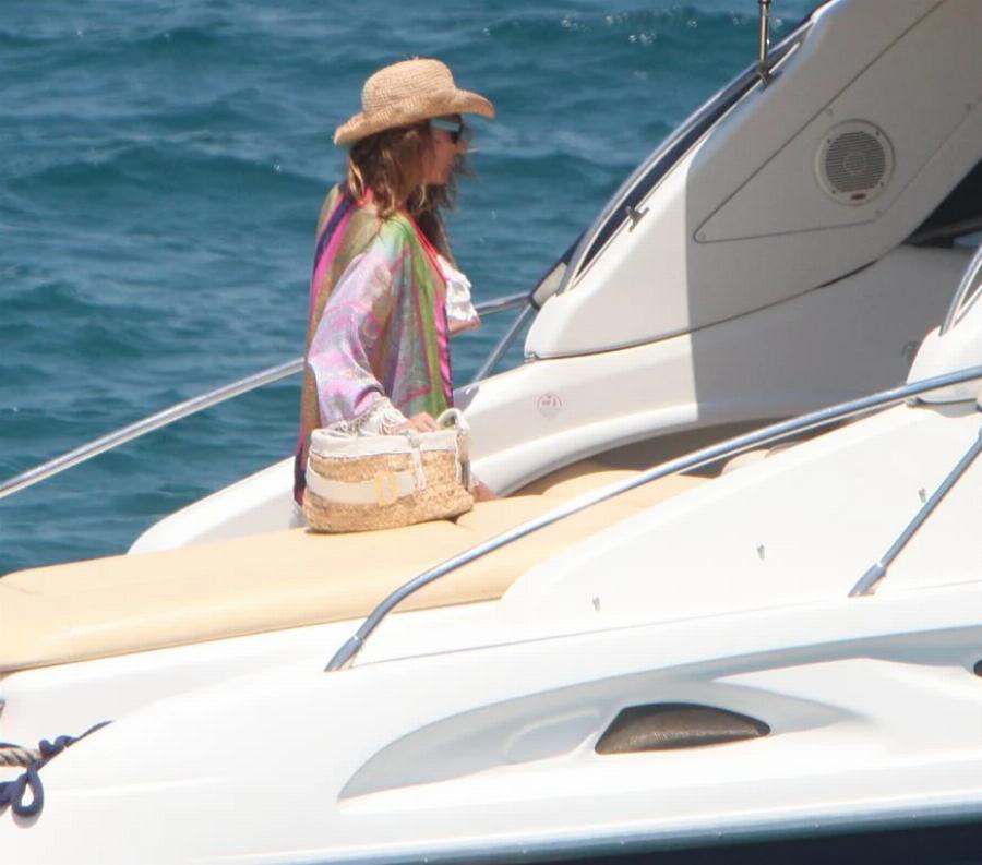 «Βγάζει» μάτι το πλωτό παλάτι: Το υπερπολυτελέστατο σκάφος των Στεφανίδου και Ευαγγελάτου που είναι ολόκληρο θηρίο