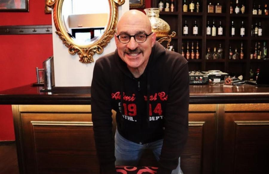 Κωνσταντίνου και Ελένης: Πως είναι σήμερα ο θείος Τζόνι με την θυμαρορίγανη; Δε θα πιστεύετε πως έχει αλλάξει