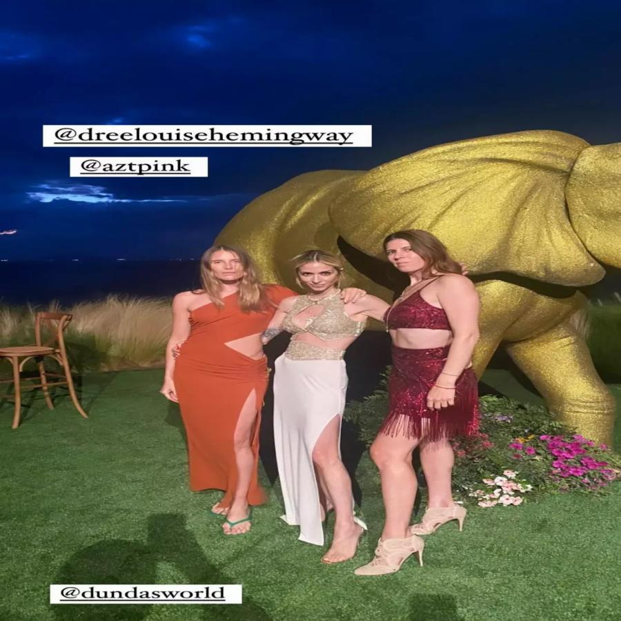 Βάφτισαν τα παιδιά τους με νονά την Ευγενία Νιάρχου ο Ευάγγελος Μπούσης και ο Πίτερ Ντούντας