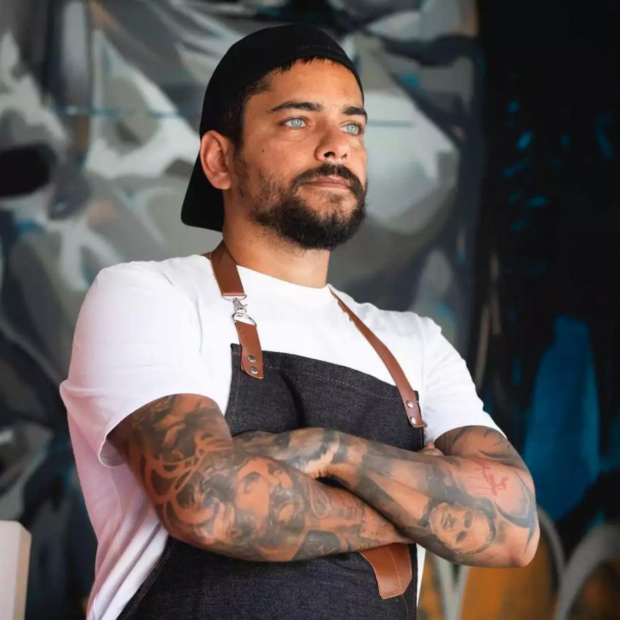 Τίμος Ζαχαράτος: Δεν είχα να φάω έμενα σε 7τ.μ. Τη Δανάη θα την πάρω, την εγκρίνει η μαμά μου για νύφη