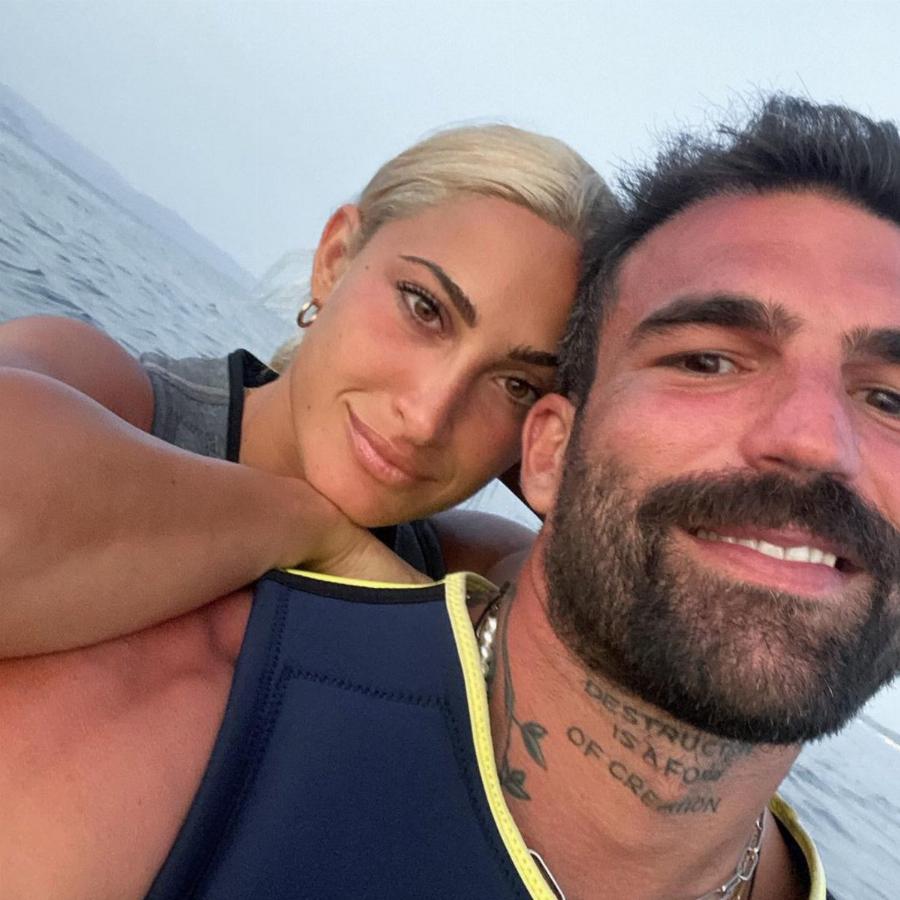 Πιο ερωτευμένοι από ποτέ: Η αφιέρωση του Δημήτρη Αλεξάνδρου στην Ιωάννα Τούνη και το χιουμοριστικό βίντεο