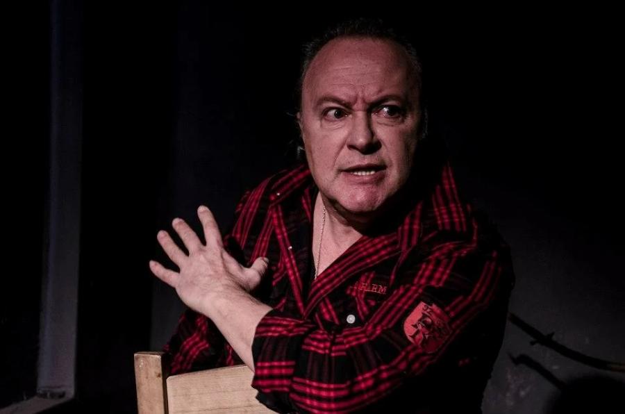 Γιώργος Πετρόχειλος: Τα 37 χρόνια γάμου, η αγάπη με τη γυναίκα του, τα οικονομικά προβλήματα και η στήριξη στη Χρυσή Αυγή που δίχασε