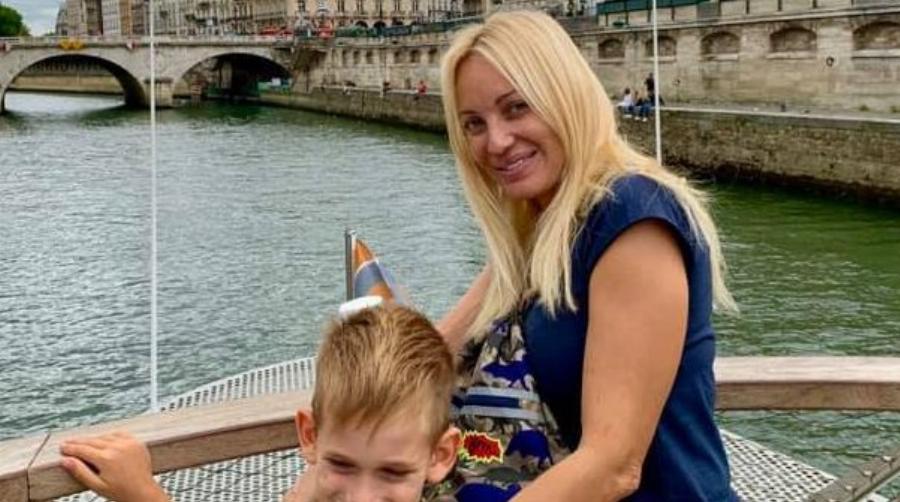 Ο ρόλος της άφησε εποχή: Θυμάστε την Νατάσα από το Βότκα Πορτοκάλι; Δείτε πώς είναι σήμερα, 20 χρόνια μετά το τέλος της σειράς του ΑΝΤ1