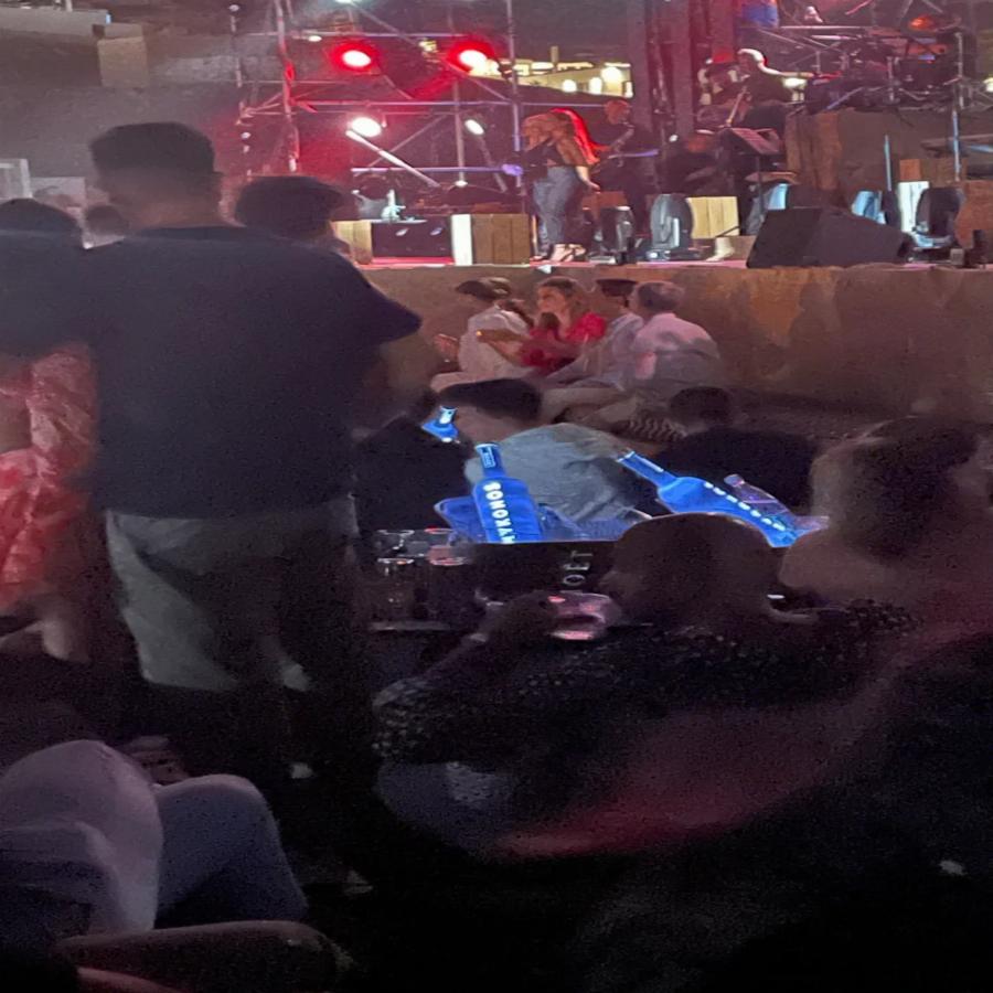 O Νίκος Βέρτης τρέλανε την Μύκονο μέχρι τα ξημερώματα: Στα 700.000 ευρώ έφτασαν οι εισπράξεις σε μια νύχτα