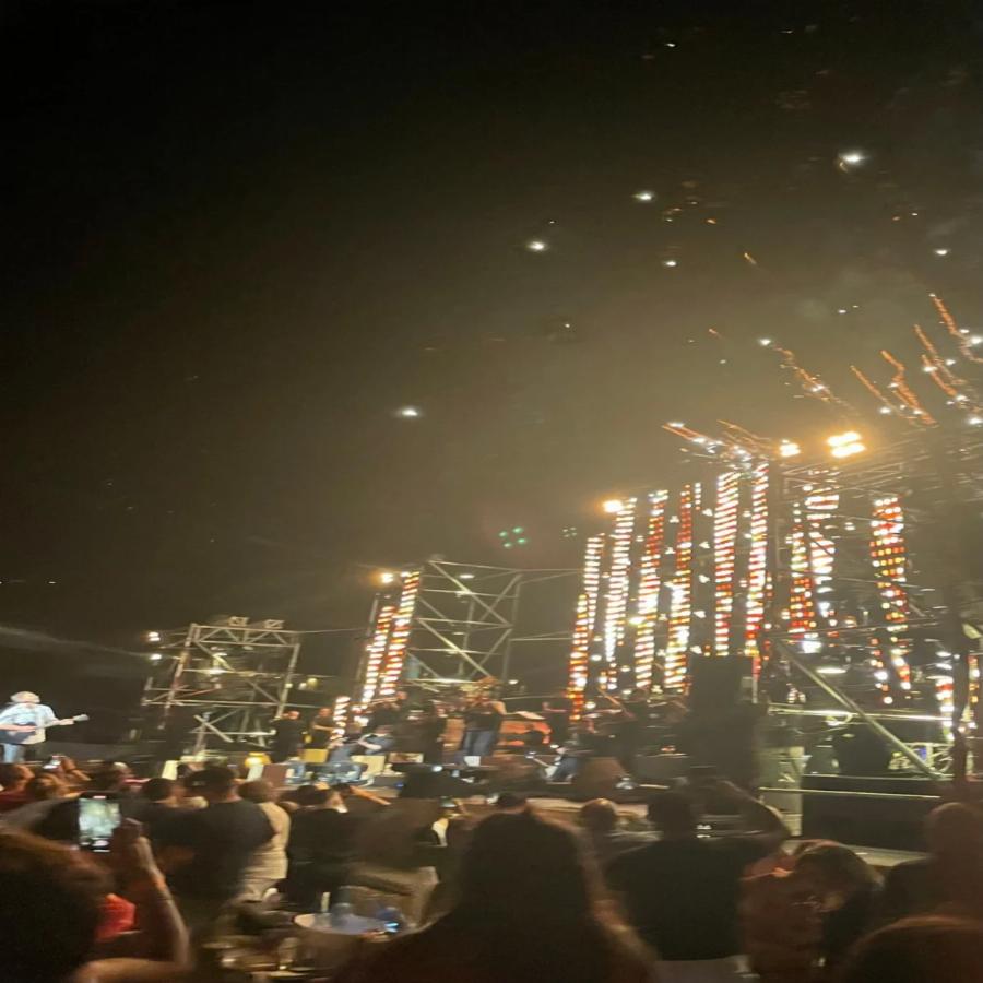 Ξημέρωσε και ο Βέρτης ακόμη τραγουδούσε: Ο χαμός από τους Ισραηλινούς στη Μύκονο και το εξωφρενικό ποσό των €700.000 στις εισπράξεις