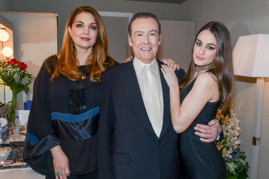 Ένας χρόνος από τον θάνατο του Τόλη Βοσκόπουλου: Η ανάρτηση της Άντζελας Γκερέκου για το μνημόσυνο