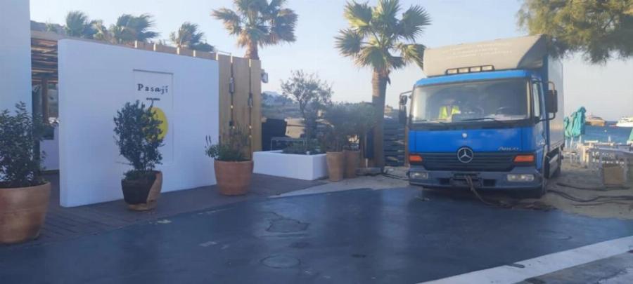 O Νίκος Βέρτης τρέλανε την Μύκονο μέχρι τα ξημερώματα: Στα 700.000 ευρώ έφτασαν οι εισπράξεις σε μια νύχτα