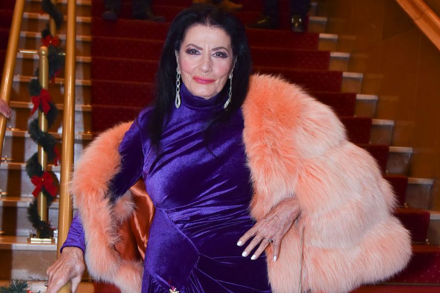 Ζωζώ Σαπουντζάκη: Η άγνωστη σχέση με τον γιο του Ωνάση, οι κατακτήσεις, τα μυστικά νεότητας και οι κατηγορίες για τη Βίλα στη Κινέτα