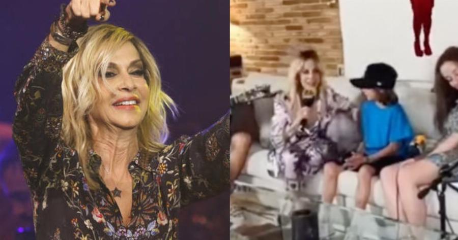 Η “γιαγιά Άννα Βίσση” έλιωσε με την φωνή του εγγονού της – Τραγούδησαν παρέα την νέα της επιτυχία