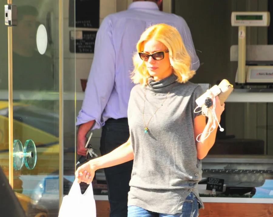 Γεννάει η Ζέτα Μακρυπούλια: Η ανησυχία του Δέδε, η καισαρική, ο φόβος του γιατρού και το φύλο του μωρού της