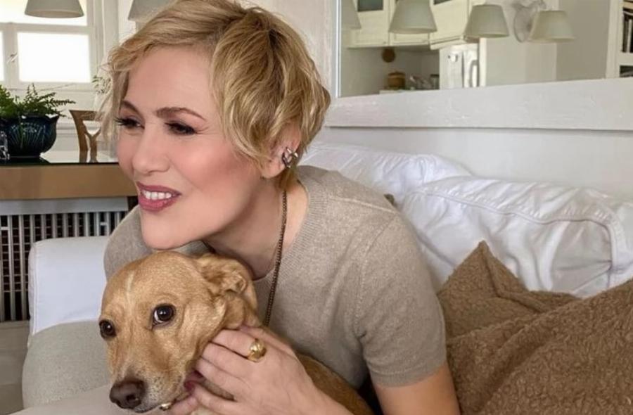 Κωνσταντίνα Μιχαήλ: Ο ρόλος που την έκανε γνωστή, ο χαρακτήρας που μισούσε, ο τσακωμός με τη Μπακοδήμου και η απώλεια που την πλήγωσε