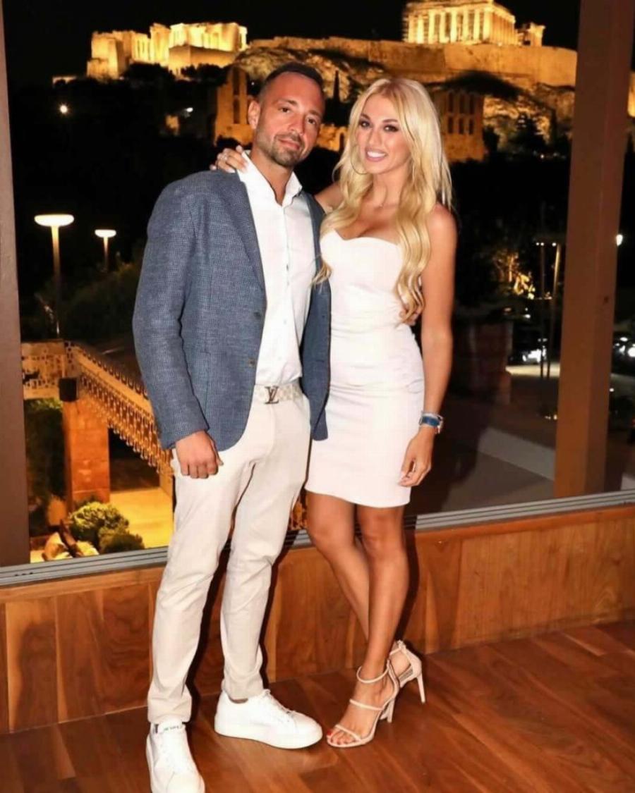 Σε πελάγη ευτυχίας η Κωνσταντίνα Σπυροπούλου: Έγκυος στο πρώτο της παιδάκι η παρουσιάστρια