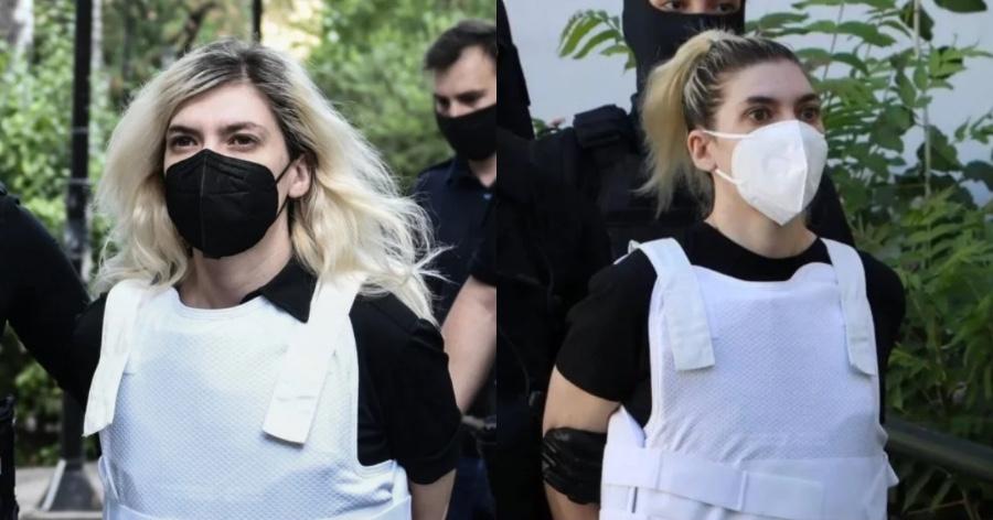 «Άσε Ρούλα, θα το σκύψω εγώ για σένα το κεφάλι. Θα κλαίω εγώ αντί για σένα. Θα λυπάμαι εγώ αντί για σένα»