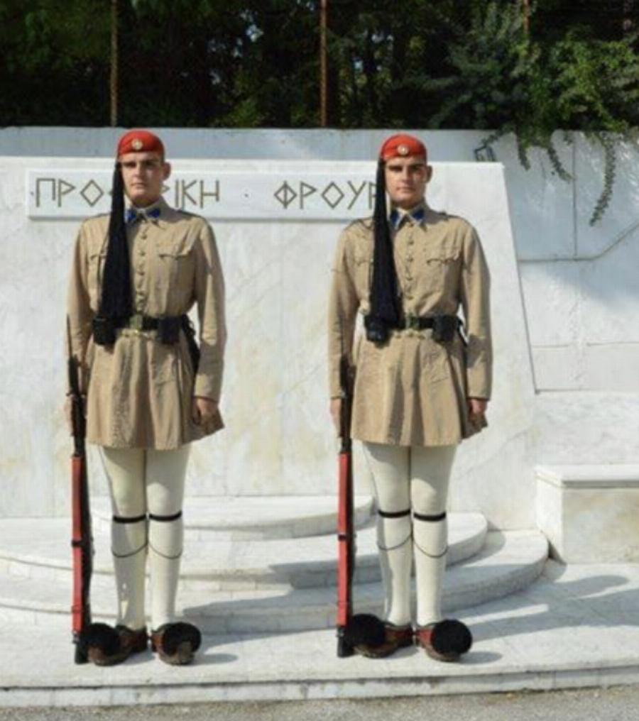 Δίδυμοι αδερφοί εύζωνες: “Όταν φοράμε την στολή του Εύζωνα νιώθουμε τιμή και υπερηφάνεια”