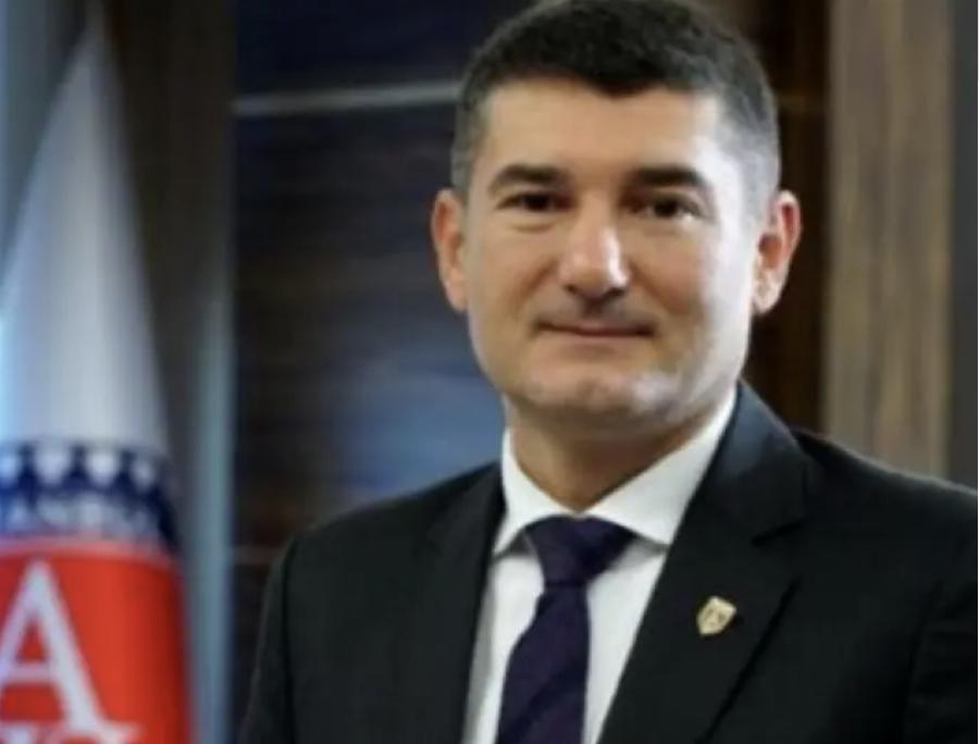 «Μας ανήκουν τα νησιά του Αιγαίου»: Προκλητικό παραλήρημα από σύμβουλο του Ερντογάν