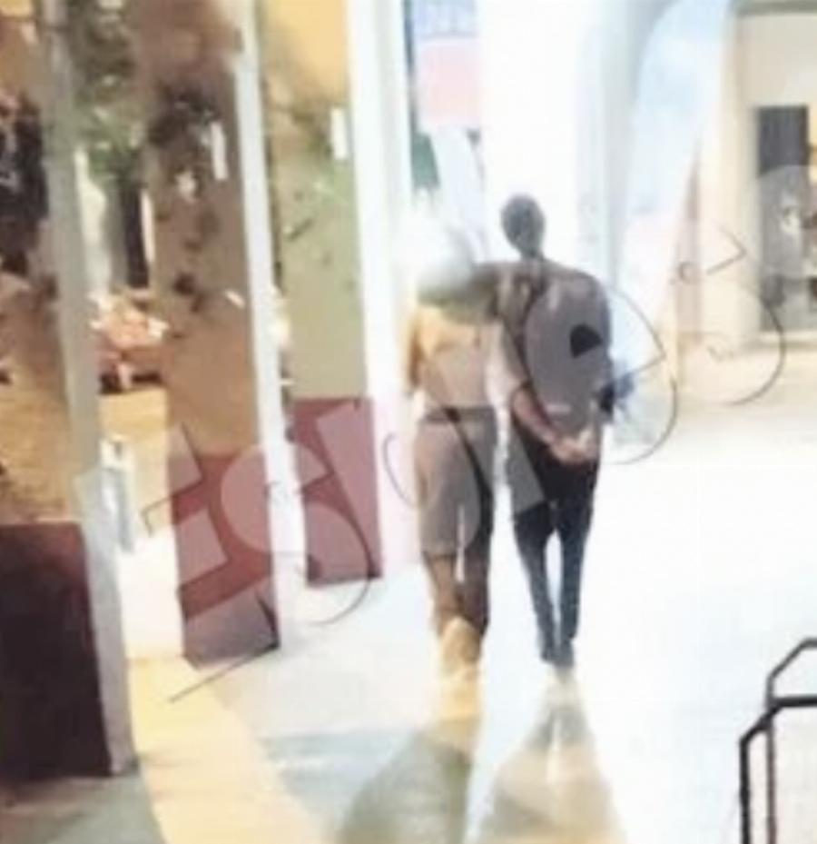 Πιο ερωτευμένος από ποτέ ο Χρήστος Μάστορας: Οι αγκαλιές και τα φιλιά στο Κουκάκι με τη νέα του σύντροφο