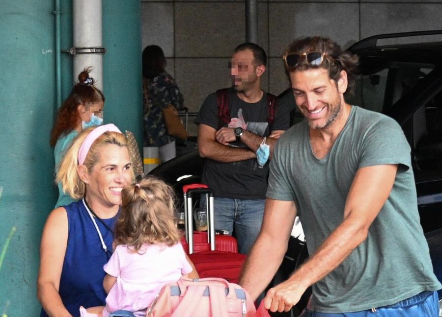 Τζένη Μπότση: Η ατυχής εγκυμοσύνη, γέννηση της κόρης της στα 47 της και ο λόγος που δεν παντρεύεται