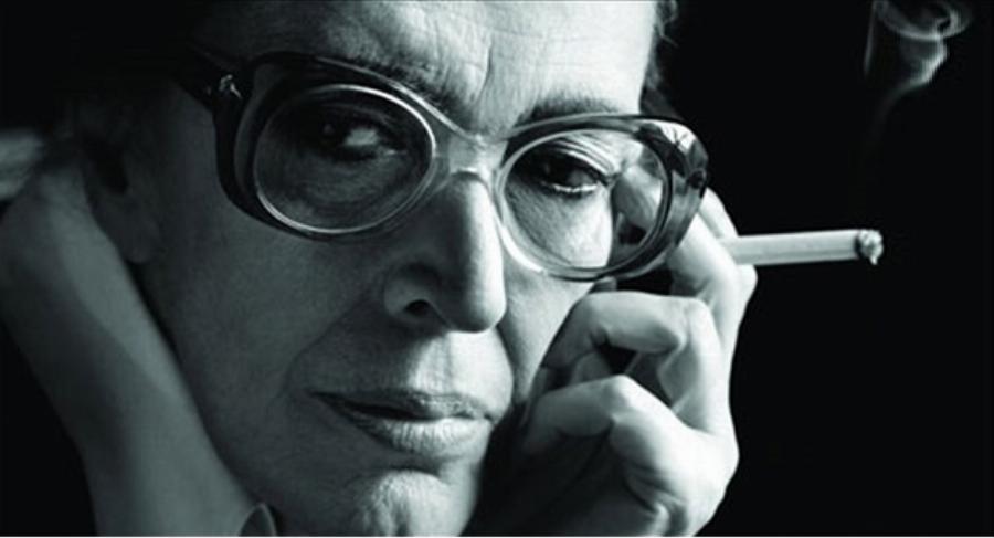 Όταν όλοι χειροκροτούσαν όρθιοι τη Ντίνα Κώνστα ως Σωτηρία Μπέλλου