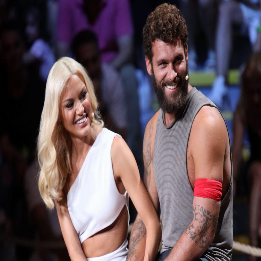 Τυχερός ο Στάθης Σχίζας: Η Αλεξάνδρα Παναγιώταρου φοράει το μαγιό της και μας δείχνει το αψεγάδιαστο κορμί της