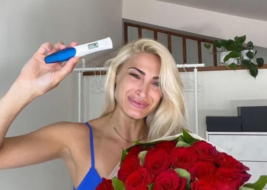 Το είχε αποκαλύψει με μια ανάρτηση: Η φωτογραφία που είχε προδώσει την εγκυμοσύνη της Ιωάννας Τούνη ένα μήνα πριν