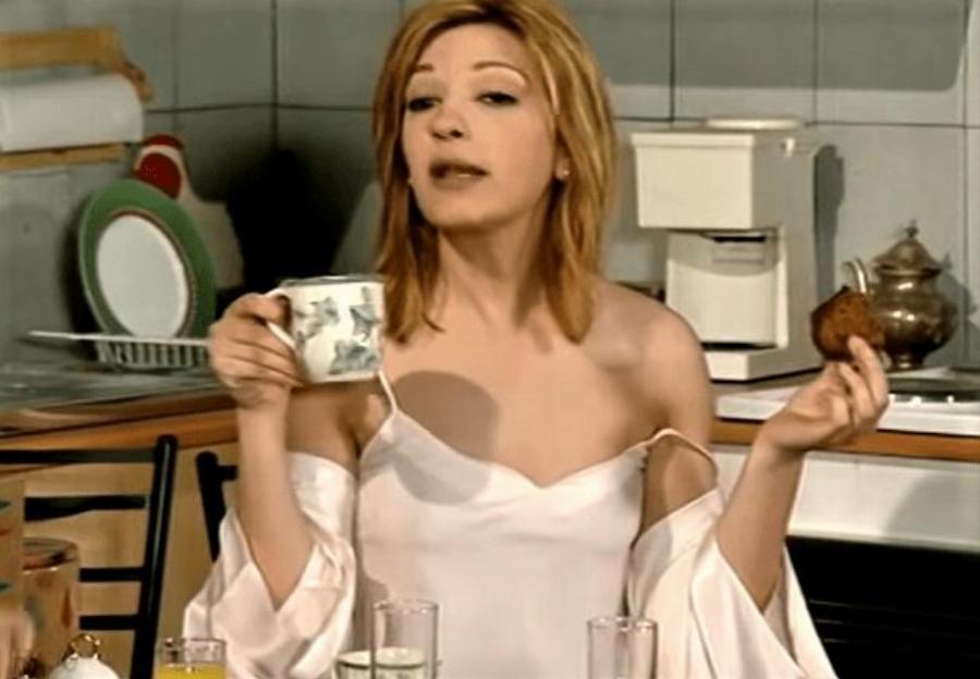 Γυναικοκτονία Ζάκυνθος – Συγκλονίζει ο γιος της 41χρονης: «Φταίμε που δεν την προστατεύσαμε, γυρνούσε στο σπίτι με το φόβο μετά τη δουλειά»